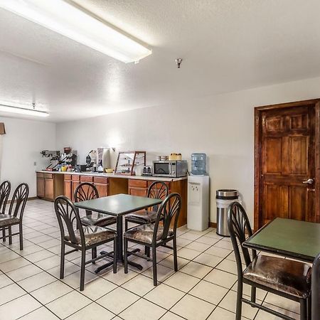Rodeway Inn Санта-Роза Экстерьер фото