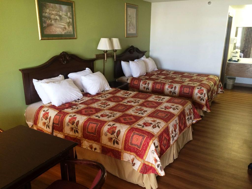 Rodeway Inn Санта-Роза Экстерьер фото